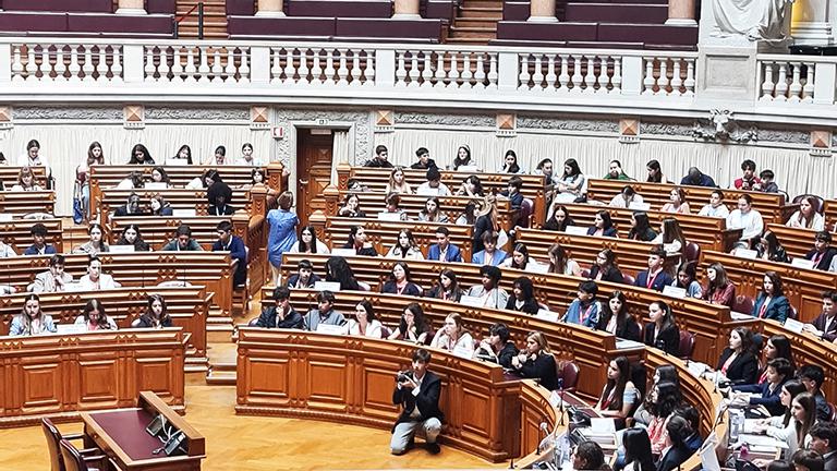 Três alunos representaram o Colégio no Parlamento dos Jovens