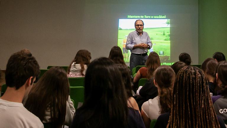 Tabagismo nos jovens e na escola